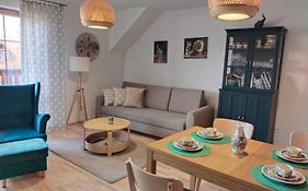 Uroczy Apartament u Mirki
